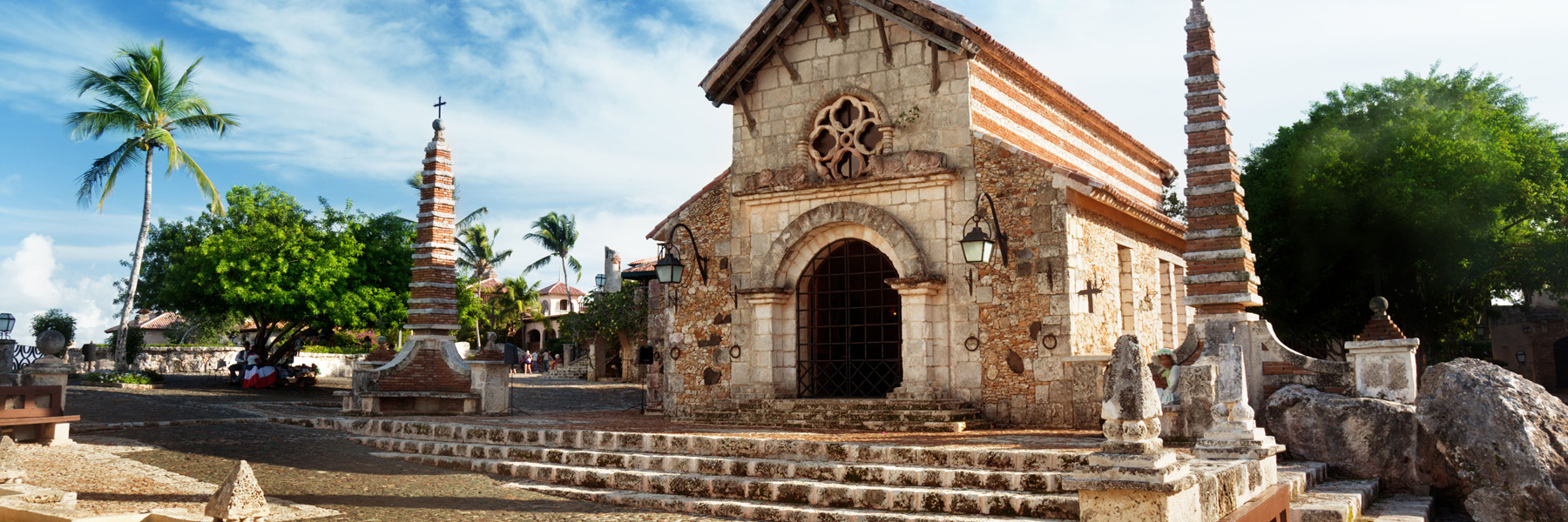 Small, ornately carved stone chapel in Santiago
