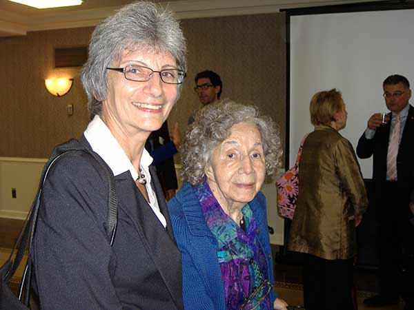 No caption available