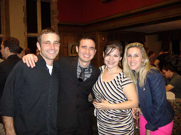 No caption available